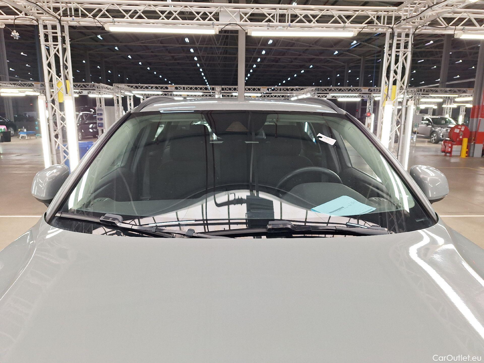  Volvo  XC 40 Volvo, XC40 FL'21, Volvo XC40 T2 Essential Aut. 5d #24