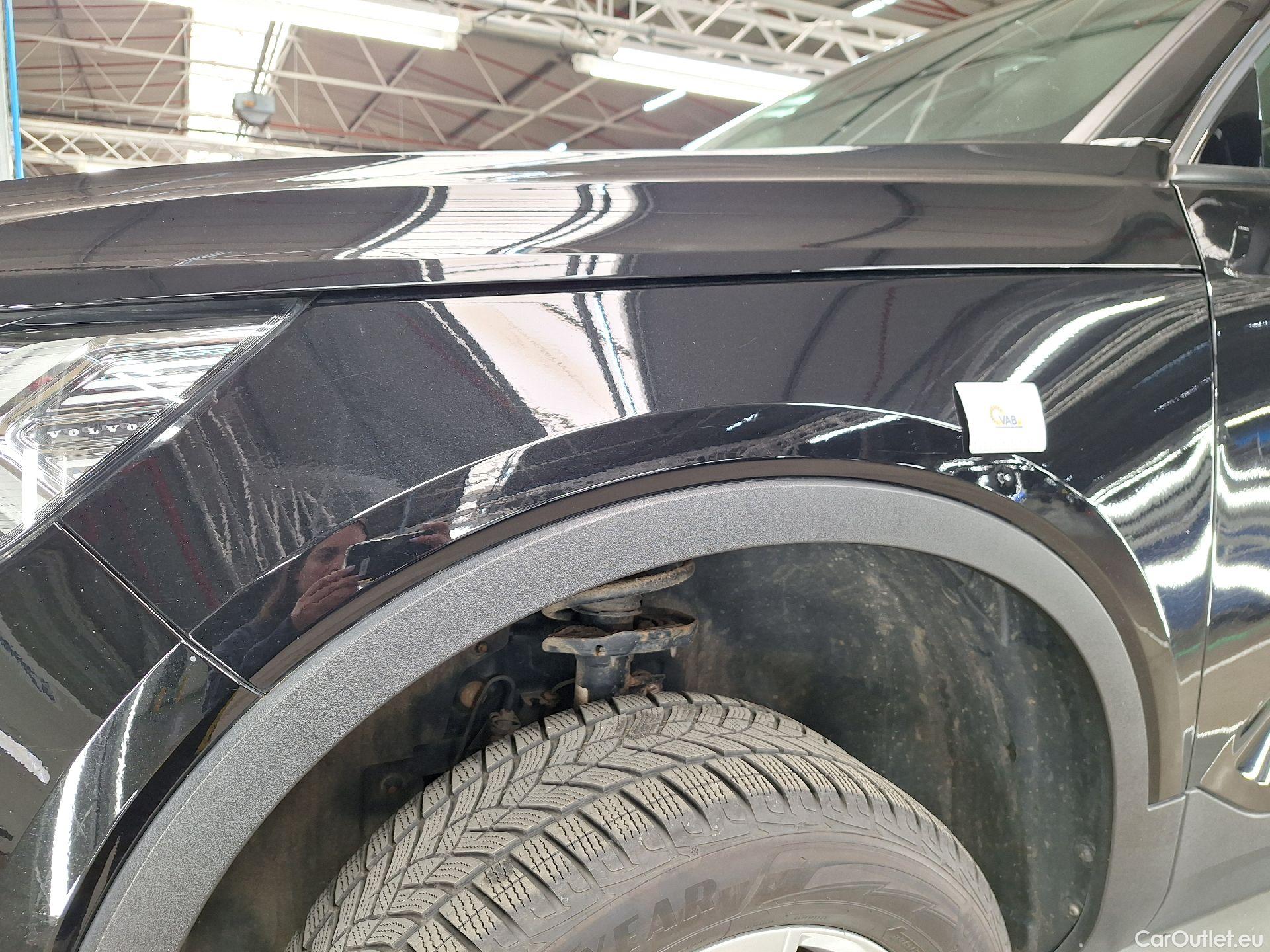  Volvo  XC 40 Volvo, XC40 '17, Volvo XC40 T2 Momentum Core 5d #5