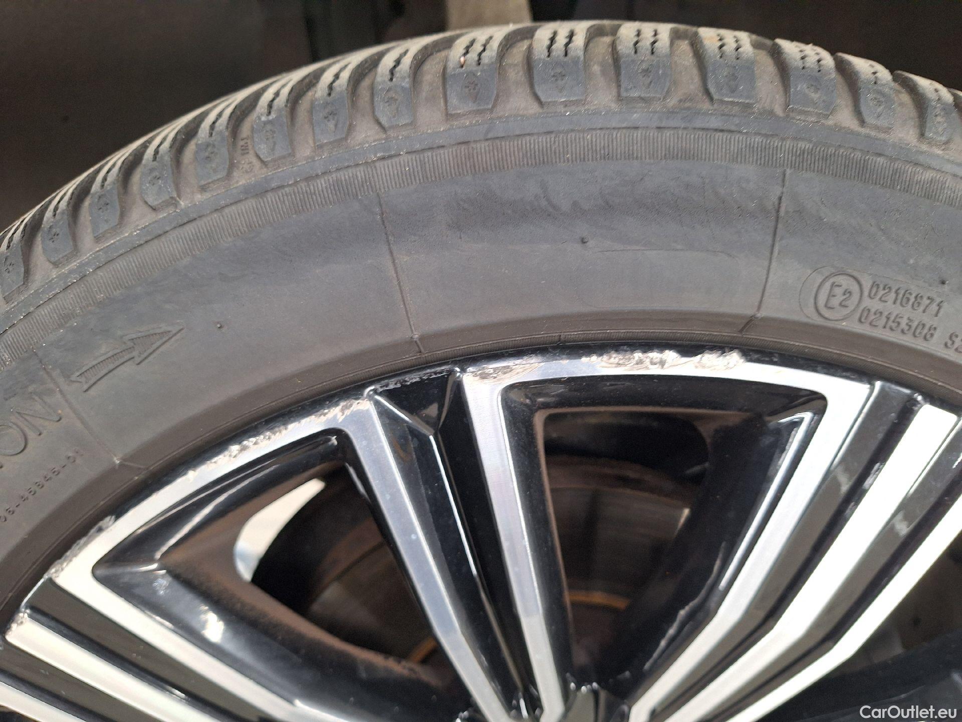  Volvo  V60 Volvo,  '18, Volvo  D3 Geartronic Inscription 5d #35