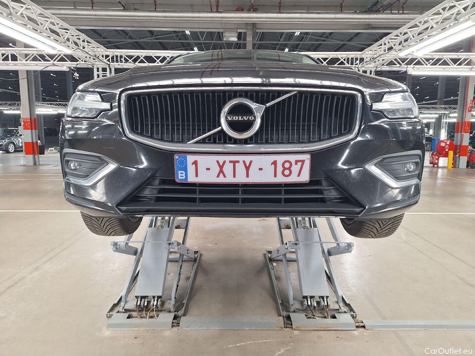  Volvo  V60 Volvo,  '18, Volvo  D3 Geartronic Inscription 5d #36