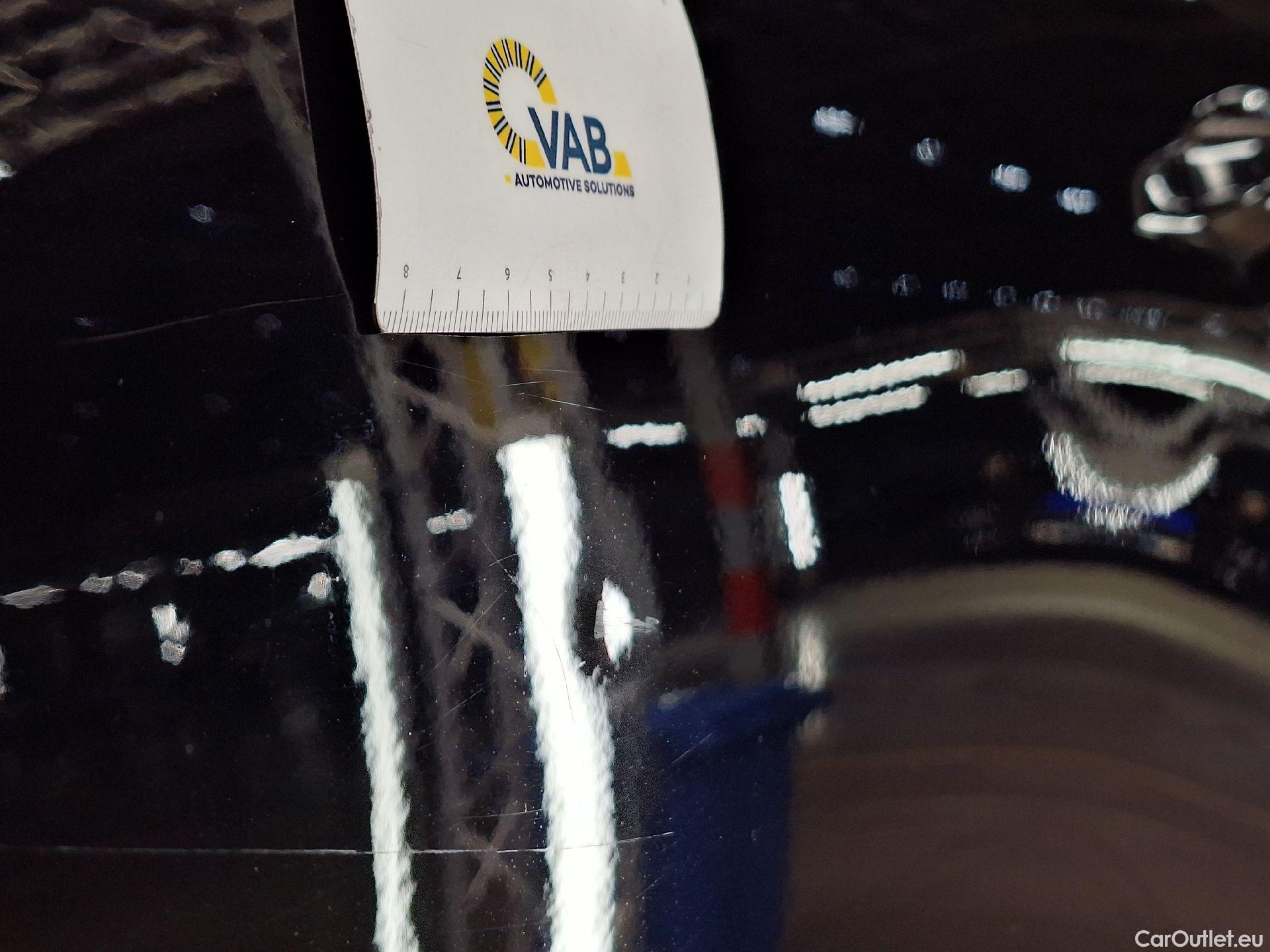  Volvo  XC 40 Volvo, XC40 '17, Volvo XC40 T2 Momentum Core 5d #17