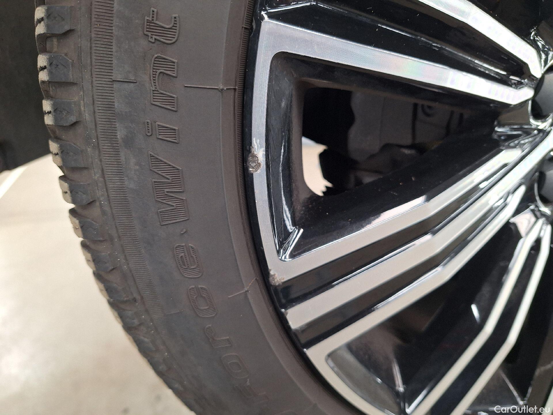  Volvo  V60 Volvo,  '18, Volvo  D3 Geartronic Inscription 5d #29