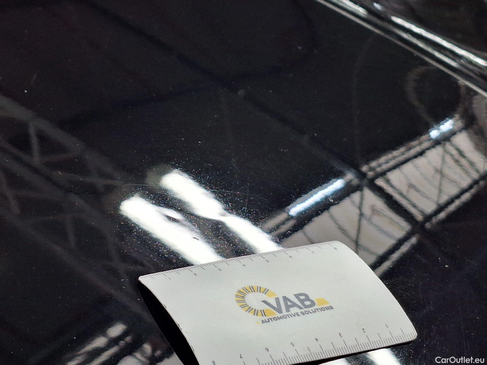  Volvo  XC 40 Volvo, XC40 '17, Volvo XC40 T2 Momentum Core 5d #55