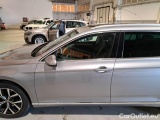  Volkswagen  Passat VOLKSWAGEN  / 2019 / 5P / STATION WAGON VAR. 2.0 TDI SCR EVO 110KW EXECUTIVE DSG #43