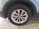  Volkswagen  Tiguan VOLKSWAGEN  / 2016 / 5P / SUV 2.0 TDI SCR 110KW BUSINESS BMT DSG #86