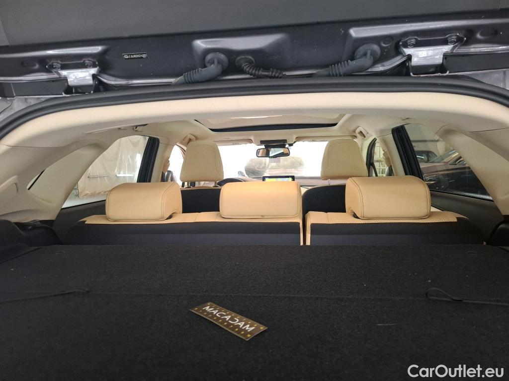  Lexus  NX LEXUS  / 2017 / 5P / SUV 300H 4WD Executive Innovation #40