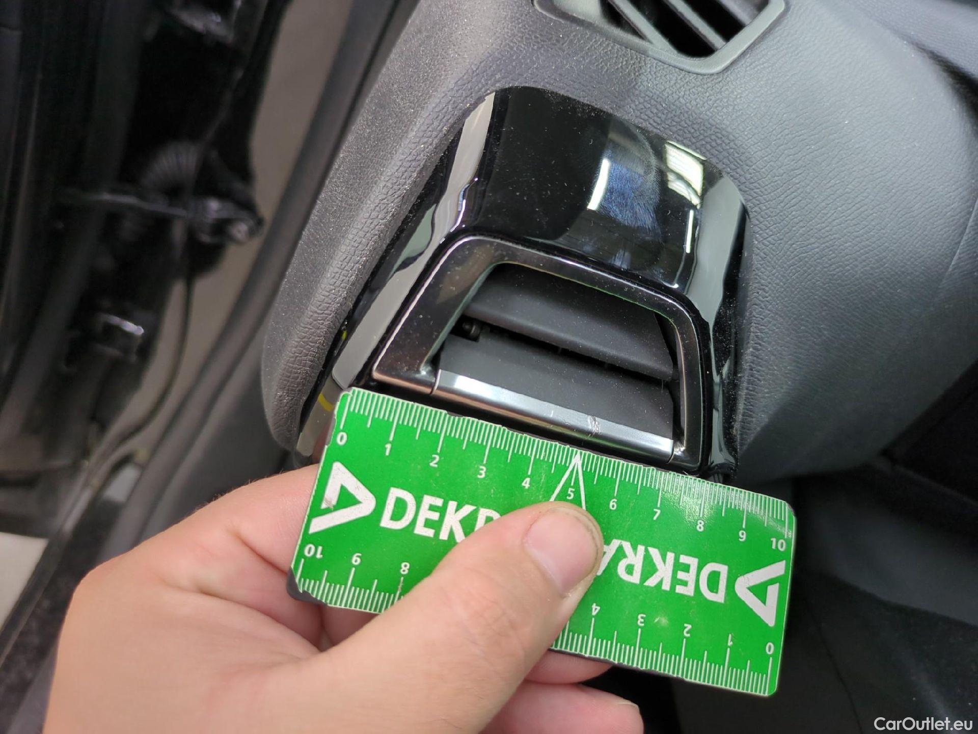  Citroen  C4 X (2022) PureTech 130 S&S EAT8 Feel Pack / GARANTIE CONSTRUCTEUR 10 ANS VOIR PHOTO 2 #5