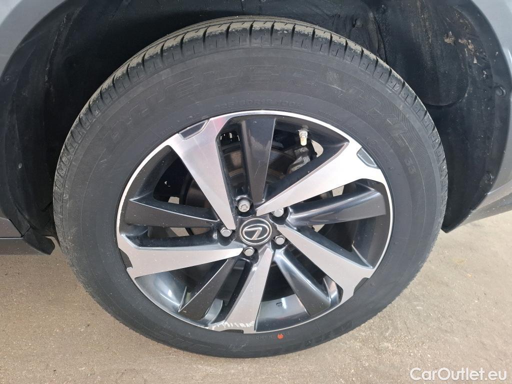  Lexus  NX LEXUS  / 2017 / 5P / SUV 300H 4WD Executive Innovation #30