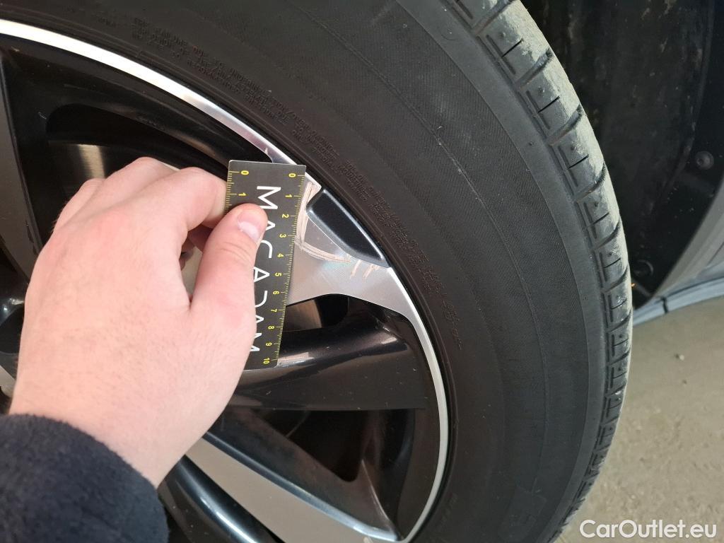  Lexus  NX LEXUS  / 2017 / 5P / SUV 300H 4WD Executive Innovation #24