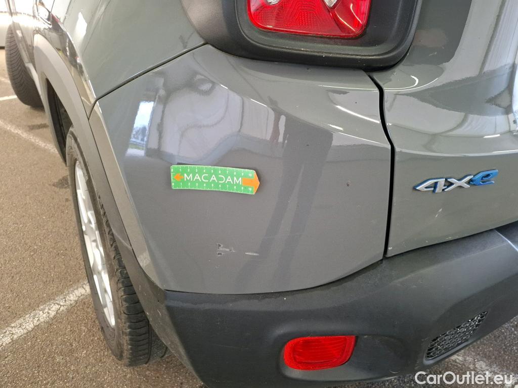  Jeep  Patriot Renegade / 2018 / 5P / SUV 1.3 TURBO T4 190PS 4XE LIMITED
 #72