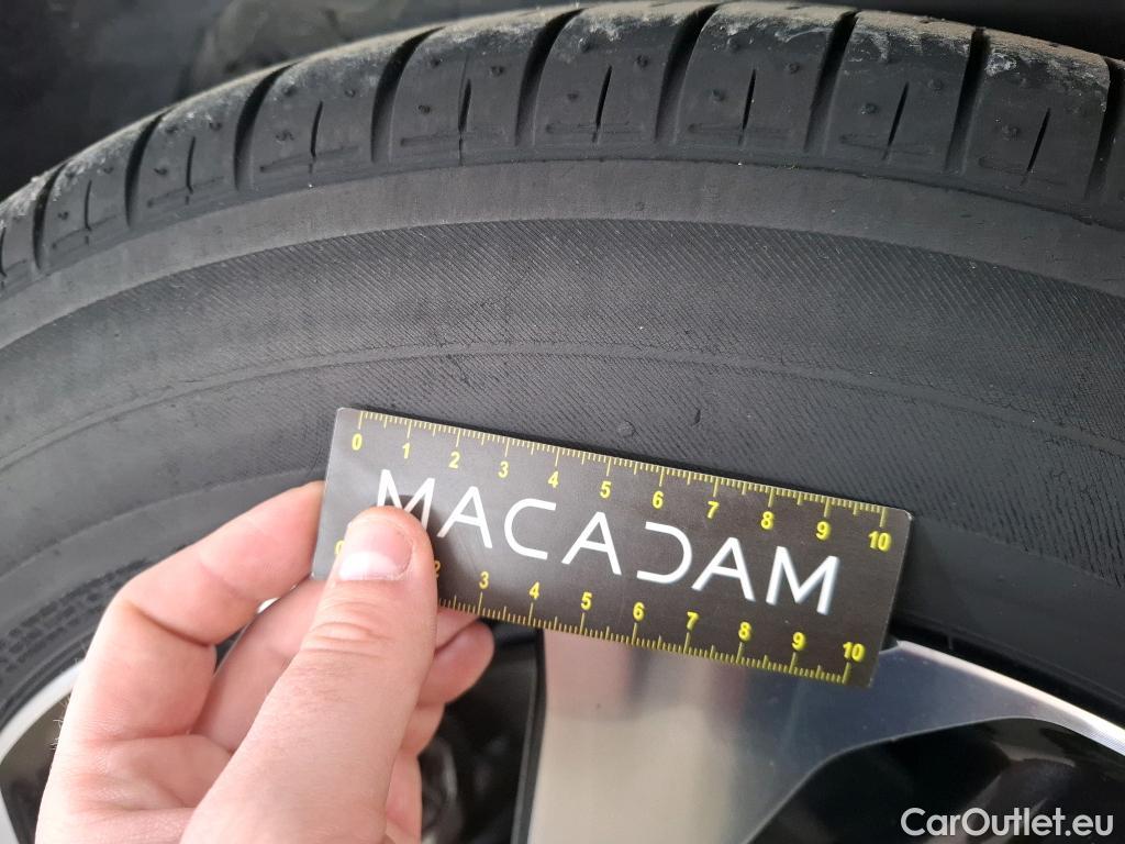  Lexus  NX LEXUS  / 2017 / 5P / SUV 300H 4WD Executive Innovation #15