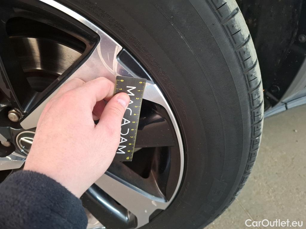  Lexus  NX LEXUS  / 2017 / 5P / SUV 300H 4WD Executive Innovation #27