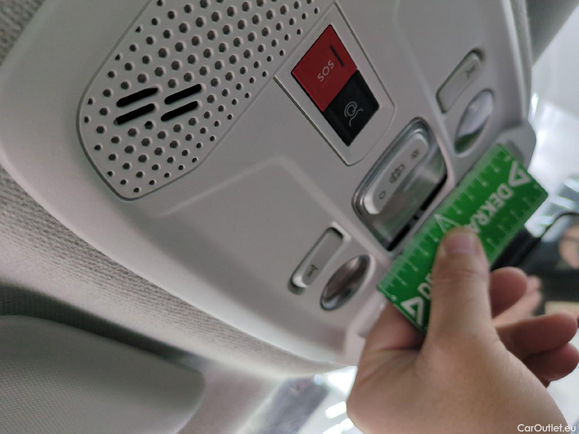  Citroen  C4 X (2022) PureTech 130 S&S EAT8 Feel Pack / GARANTIE CONSTRUCTEUR 10 ANS VOIR PHOTO 2 #3