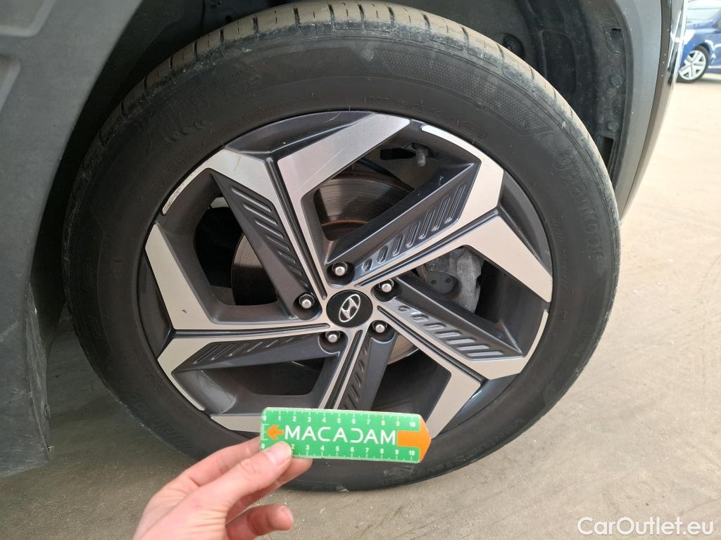  Hyundai  Tucson HYUNDAI  / 2020 / 5P / SUV 1.6 T-GDI 150 DCT-7 HYBRID 48V EXECUTIVE #26