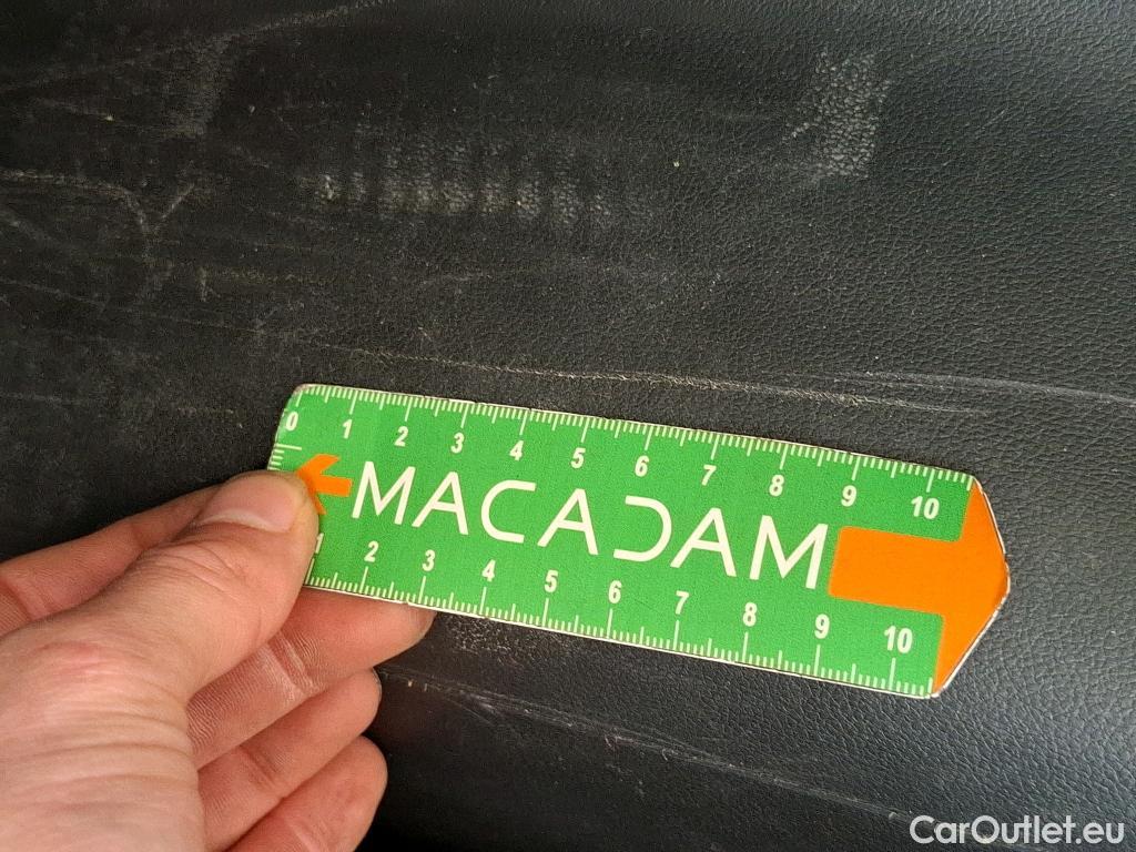  Hyundai  Tucson HYUNDAI  / 2020 / 5P / SUV 1.6 T-GDI 150 DCT-7 HYBRID 48V EXECUTIVE #9