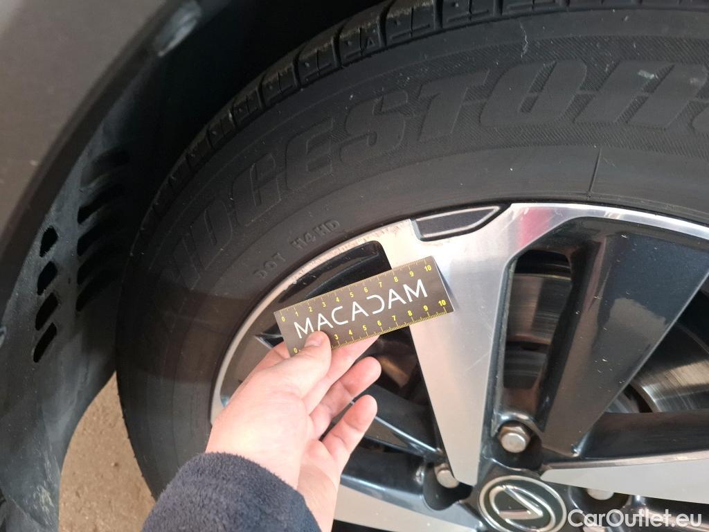  Lexus  NX LEXUS  / 2017 / 5P / SUV 300H 4WD Executive Innovation #28