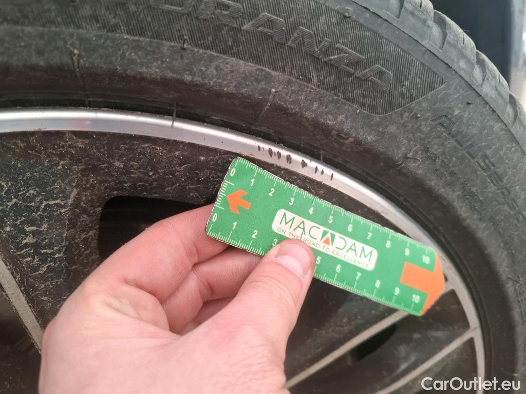  Bmw  Serie 1 Série 1 Berline 118 i Edition Sport 1.5 135CV BVA7 E6d #19