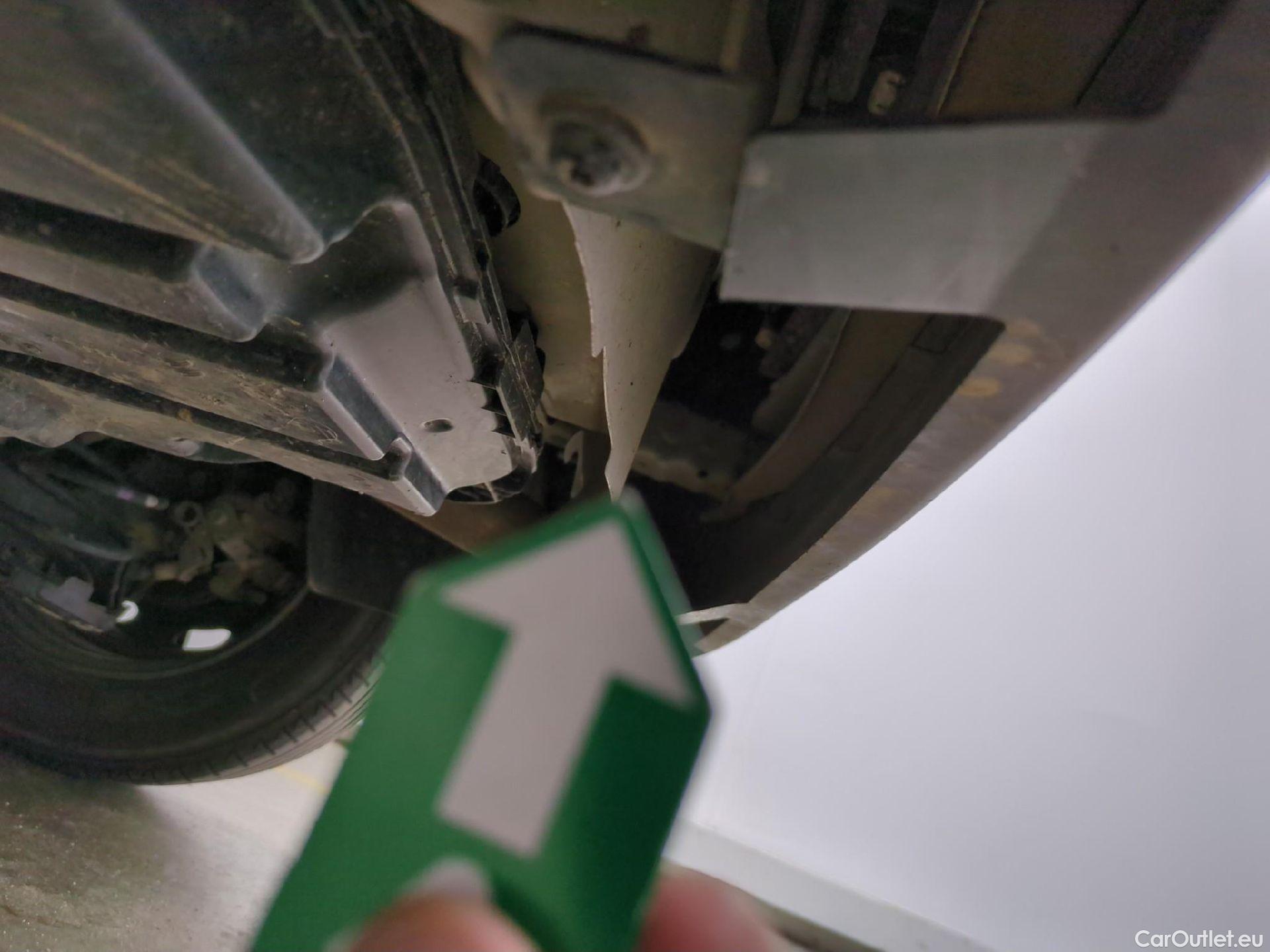  Citroen  C3  Société Feel 1.5 BlueHDI 100CV BVM5 E6dT #43