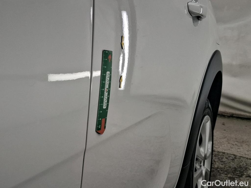  Citroen  C3 CITROEN  Société / 2020 / 5P / Berline / VU BlueHDi 100 SandS BVM6 Feel Business R #4