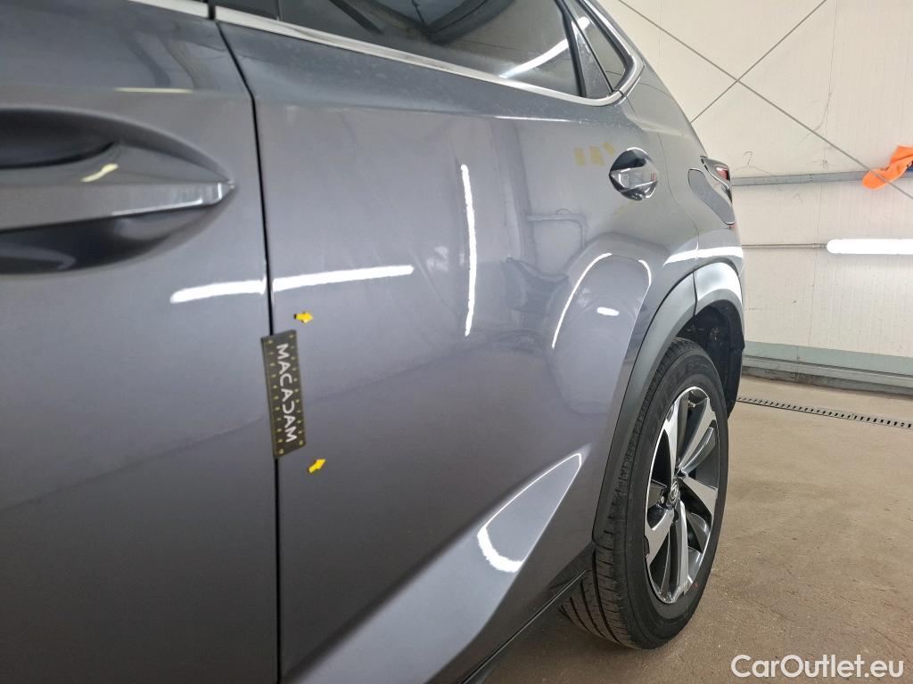  Lexus  NX LEXUS  / 2017 / 5P / SUV 300H 4WD Executive Innovation #50