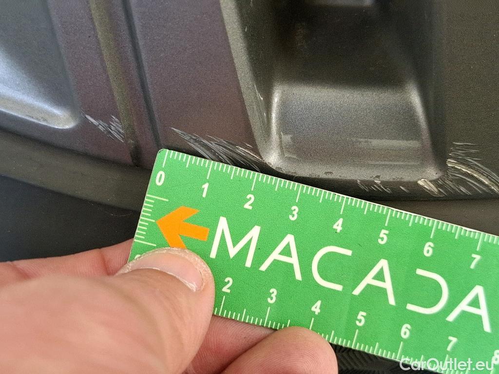  Peugeot  208  Active Pack 1.5 HDi 100CV BVM6 E6d #29