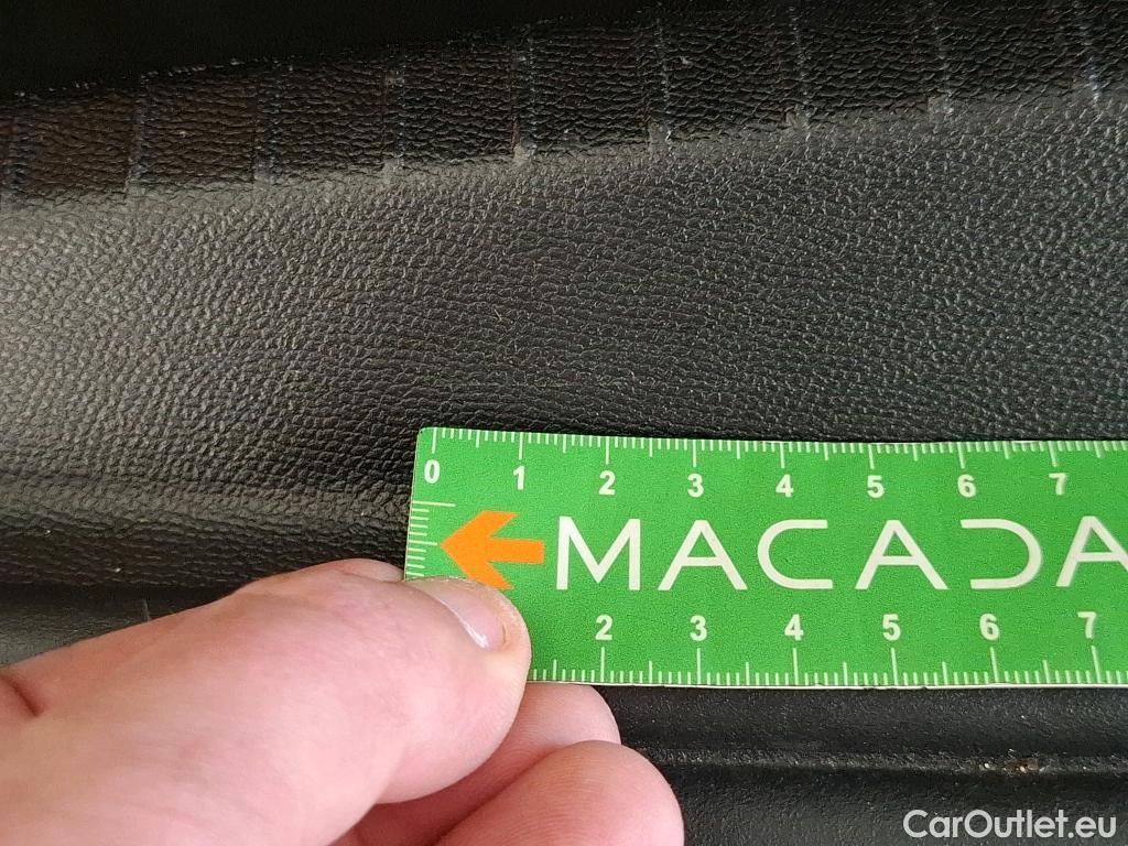  Peugeot  208  Active Pack 1.5 HDi 100CV BVM6 E6d #50