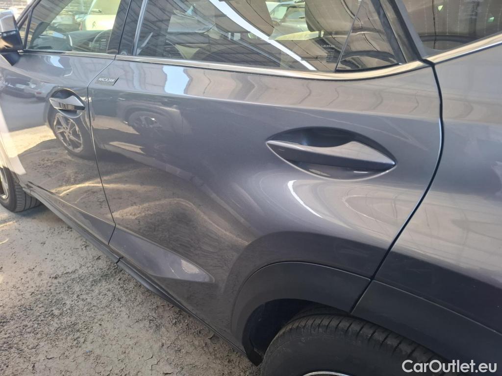  Lexus  NX LEXUS  / 2017 / 5P / SUV 300H 4WD Executive Innovation #55