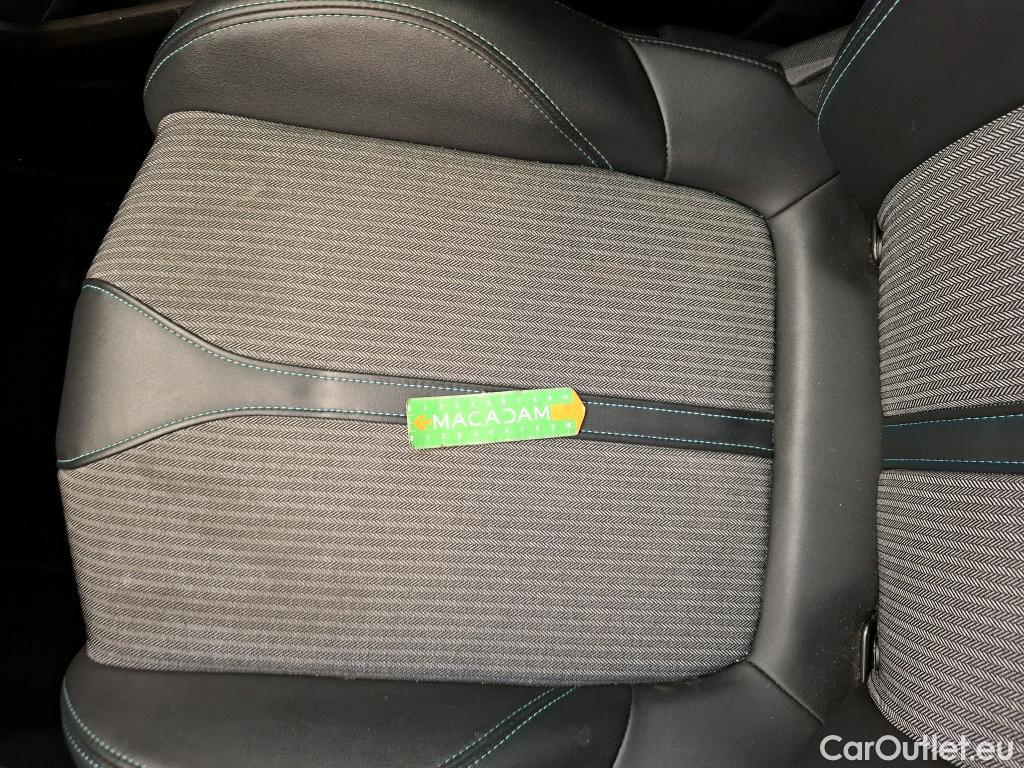  Peugeot  3008  Allure 1.5 HDi 130CV BVA8 E6d #77