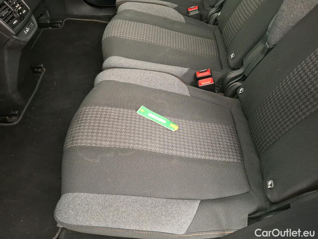  Peugeot  5008  Active Business 1.5 HDi 130CV BVM6 E6d #40