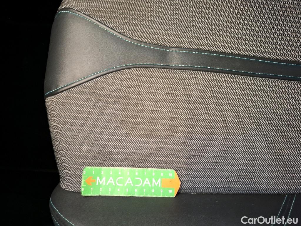  Peugeot  3008  Allure 1.5 HDi 130CV BVA8 E6d #78