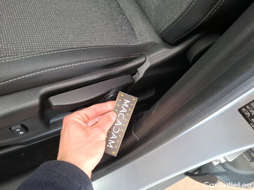  Opel  Crossland  X Business Elegance 1.5 110CV BVM6 E6d #12