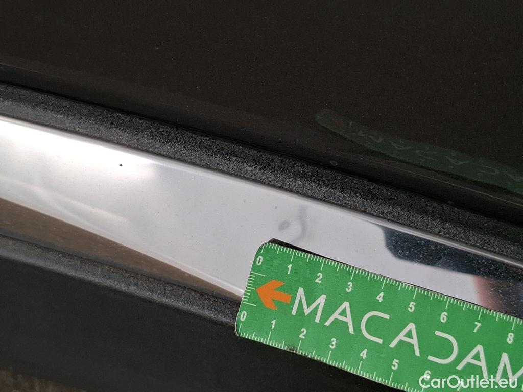  Peugeot  3008  Allure 1.5 HDi 130CV BVA8 E6d #90