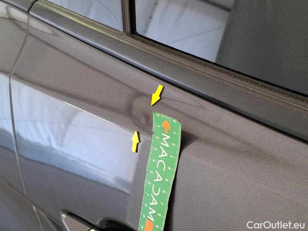  Peugeot  3008  Allure 1.5 HDi 130CV BVA8 E6d #85