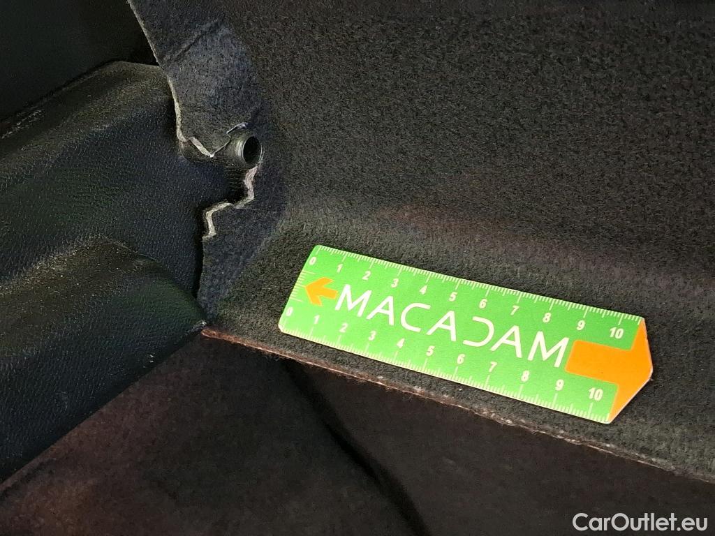  Peugeot  208  Active Pack 1.5 HDi 100CV BVM6 E6d #17