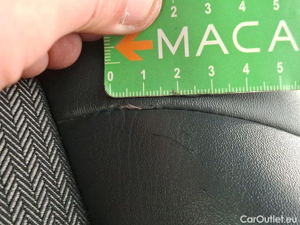  Peugeot  3008  Allure 1.5 HDi 130CV BVA8 E6d #34