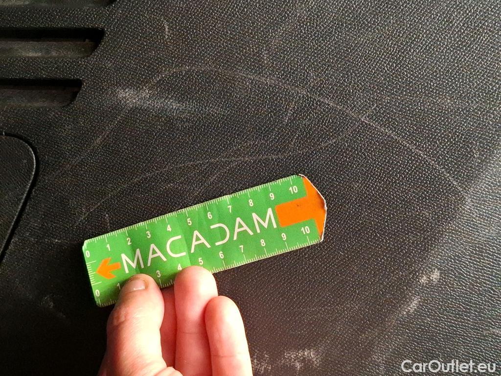  Peugeot  3008  Allure 1.5 HDi 130CV BVA8 E6d #50