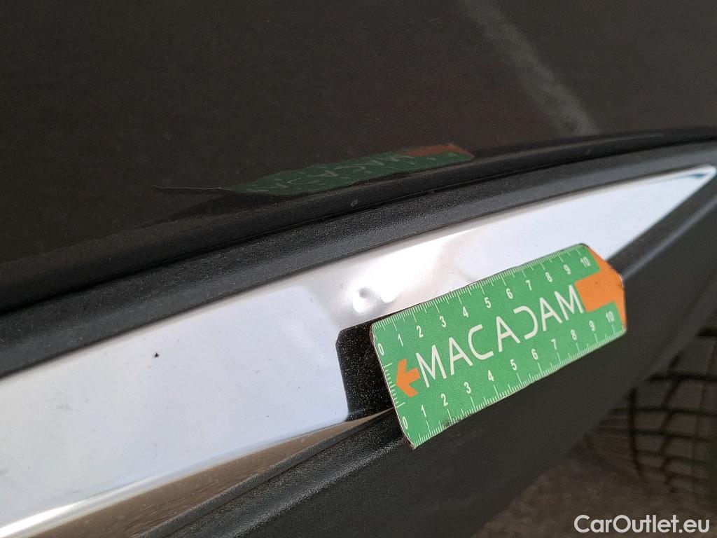  Peugeot  3008  Allure 1.5 HDi 130CV BVA8 E6d #89