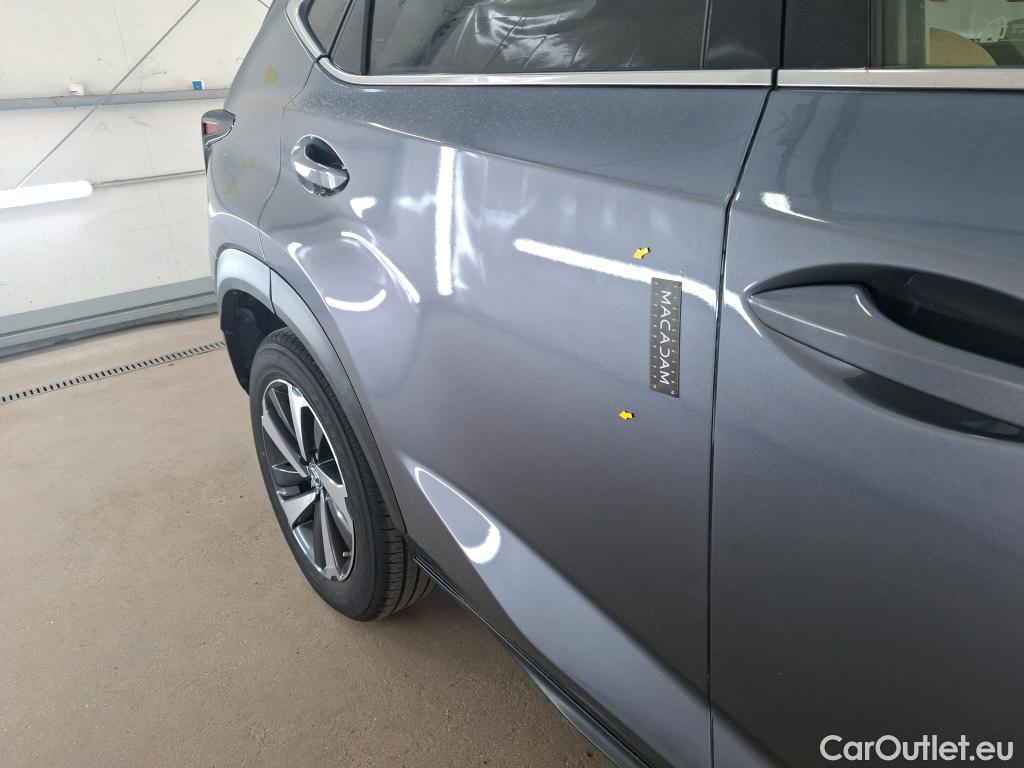  Lexus  NX LEXUS  / 2017 / 5P / SUV 300H 4WD Executive Innovation #56