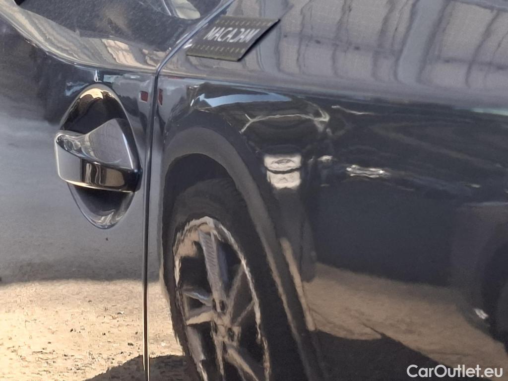  Lexus  NX LEXUS  / 2017 / 5P / SUV 300H 4WD Executive Innovation #54