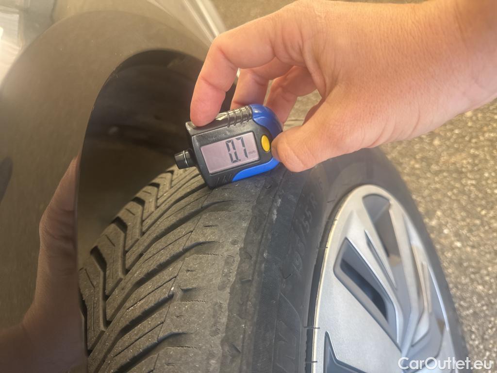  Peugeot  208  (e-) Active Business 50kWh BVA #18