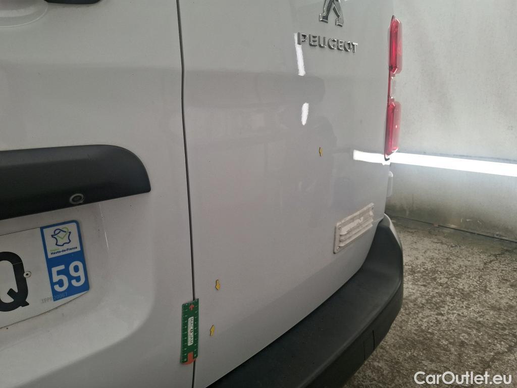  Peugeot  Expert PEUGEOT  2016  4P  Fourgon tôlé 20 BHDI 145 TAILLE M PACK ASPHALT #24