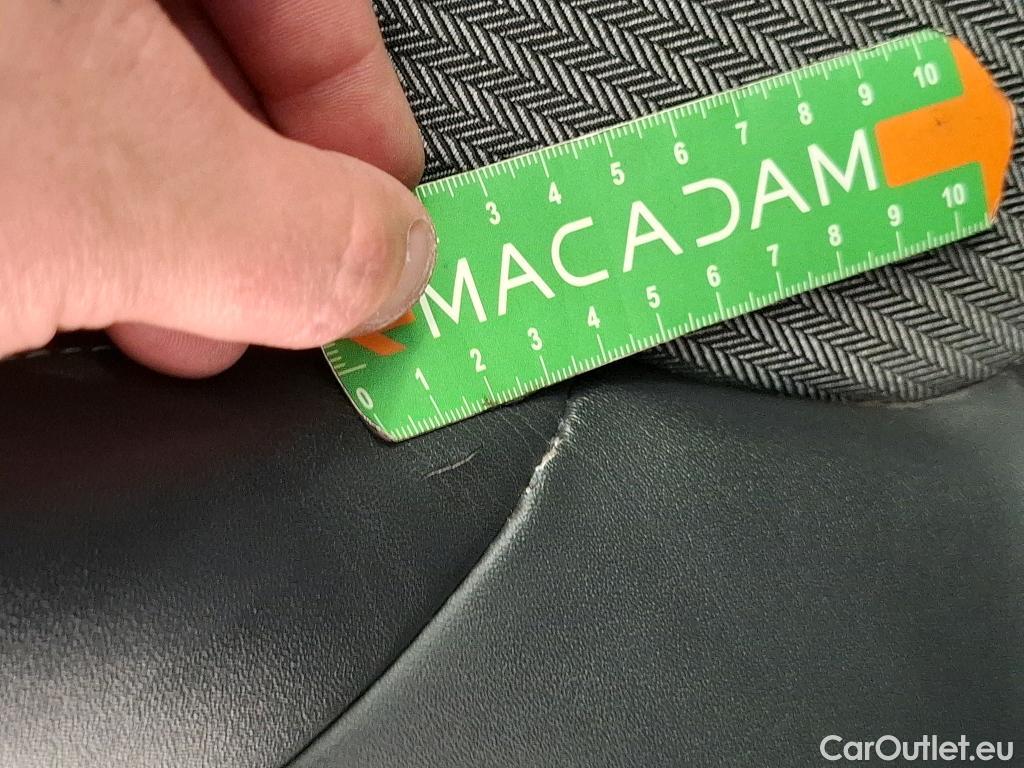  Peugeot  3008  Allure 1.5 HDi 130CV BVA8 E6d #33