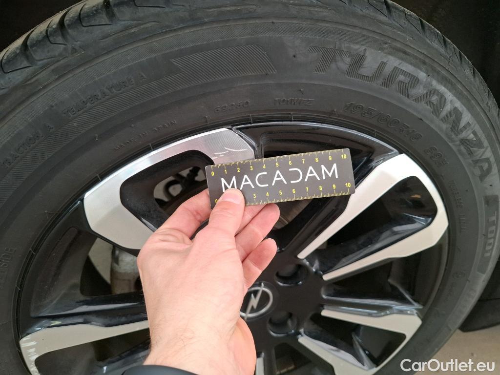  Opel  Crossland  X Business Elegance 1.5 110CV BVM6 E6d #9