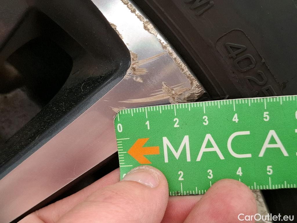  Peugeot  3008  Allure 1.5 HDi 130CV BVA8 E6d #41