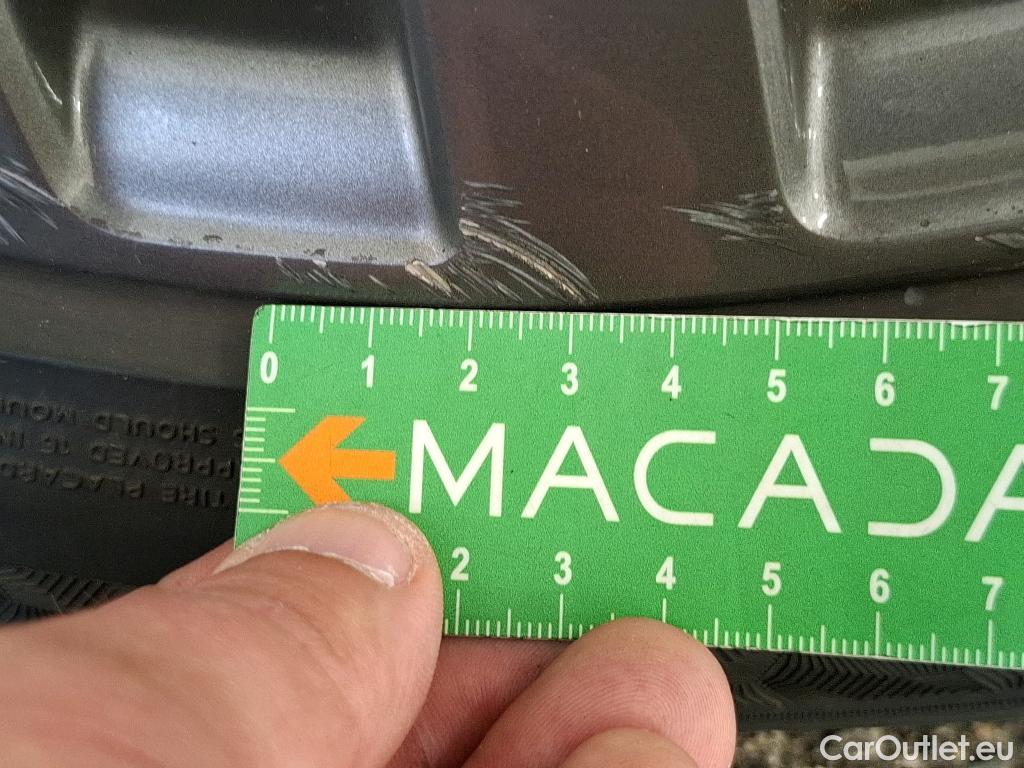  Peugeot  208  Active Pack 1.5 HDi 100CV BVM6 E6d #28