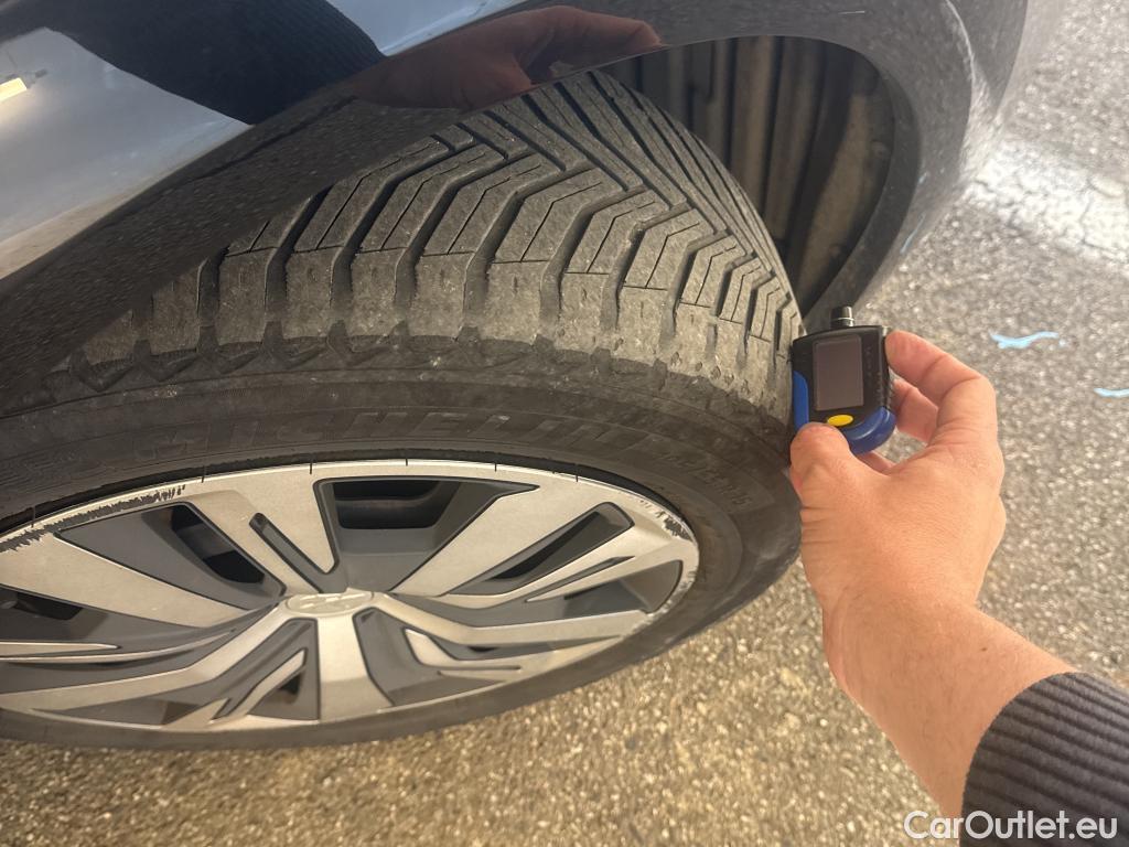  Peugeot  208  (e-) Active Business 50kWh BVA #19