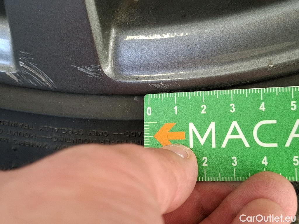  Peugeot  208  Active Pack 1.5 HDi 100CV BVM6 E6d #25