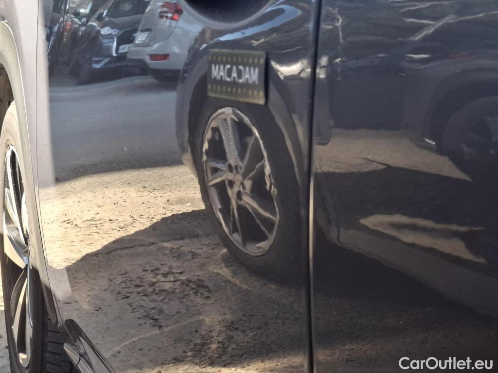  Lexus  NX LEXUS  / 2017 / 5P / SUV 300H 4WD Executive Innovation #48