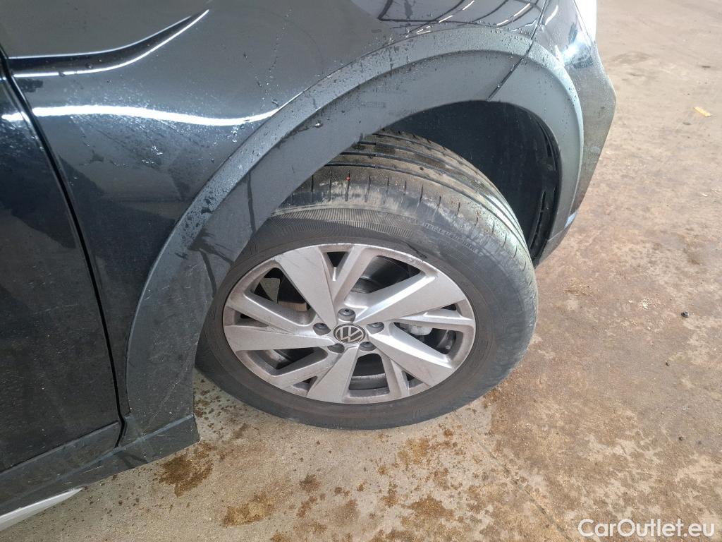  Volkswagen  Taigo VOLKSWAGEN  / 2021 / 5P / SUV 1.0 TSI 110 DSG Life #3