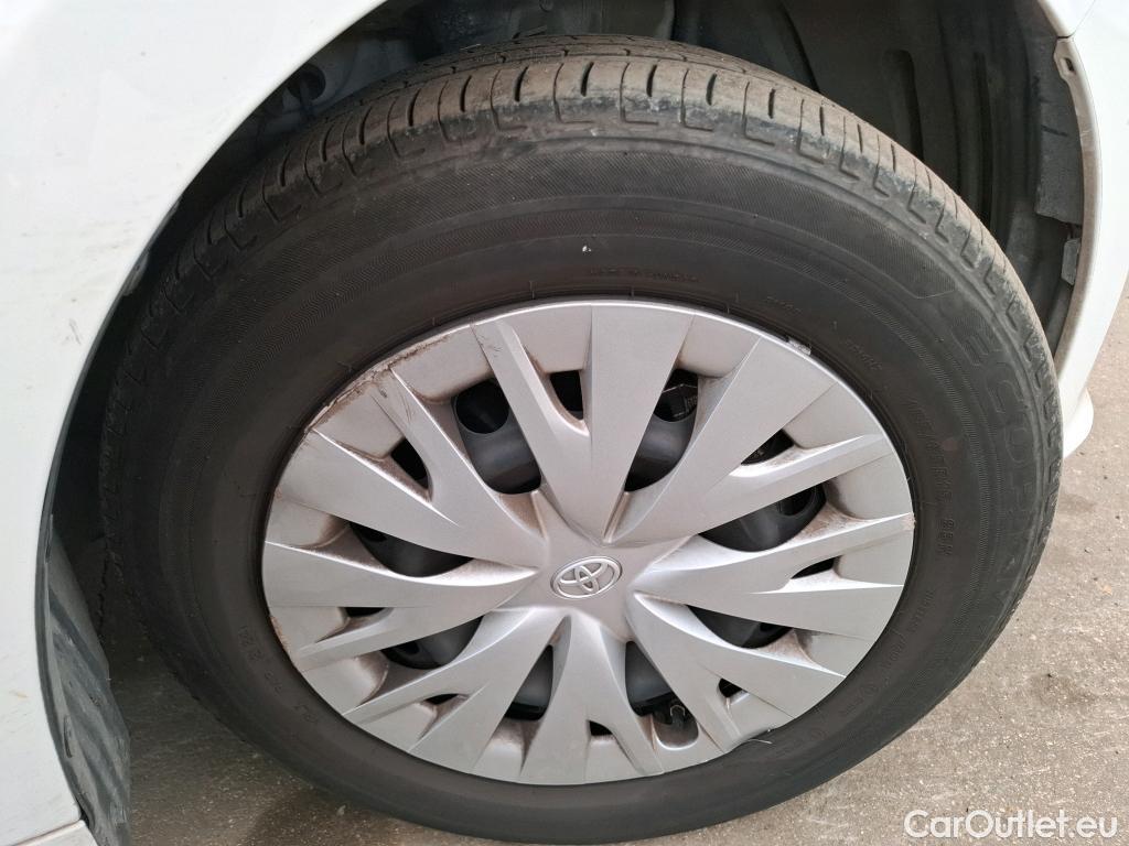  Toyota  Yaris TOYOTA  / 2019 / 5P / Berline 120 VVT-i Dynamic Business #10